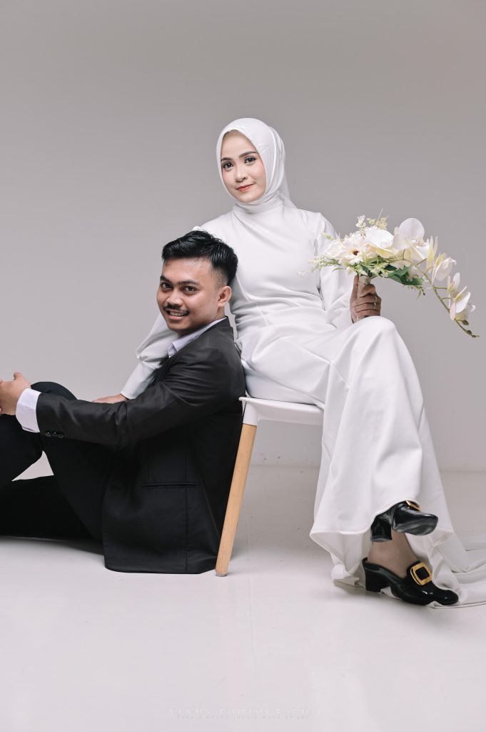 Ratna & ilham 4
